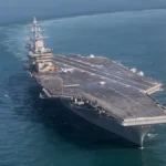 Porta Avioes Eisenhower Convoo Mar