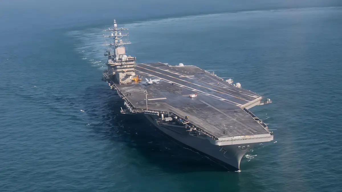 USS Dwight D. Eisenhower CVN-69 conclui modernização e volta ao serviço antes do prazo